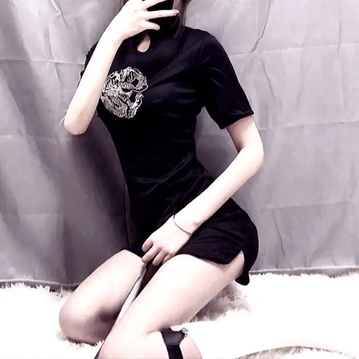 极黑的布伦希尔特